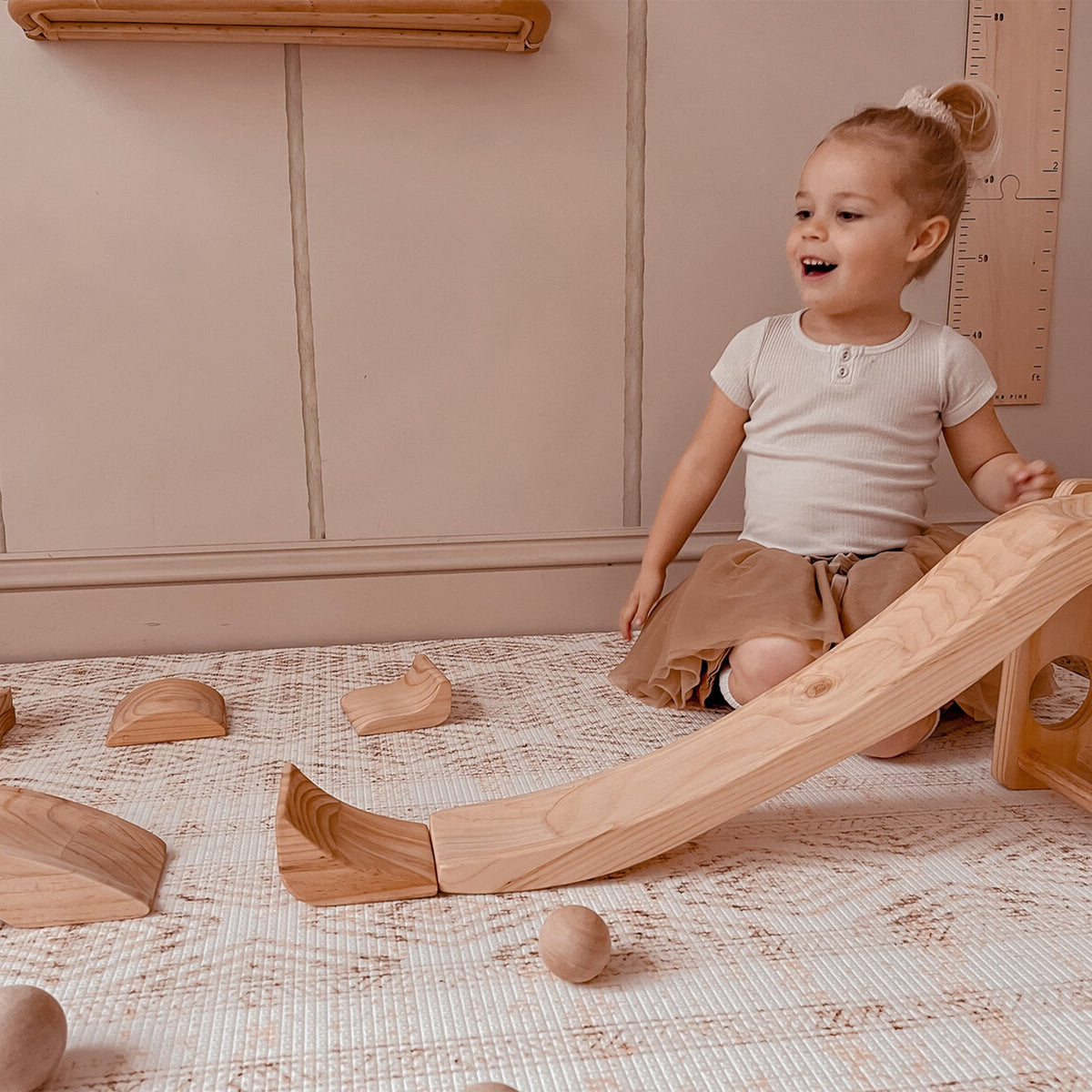 Explore Nook Smash Jump & Roll