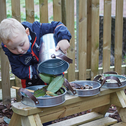 Metal Buckets and Pans 4pcs